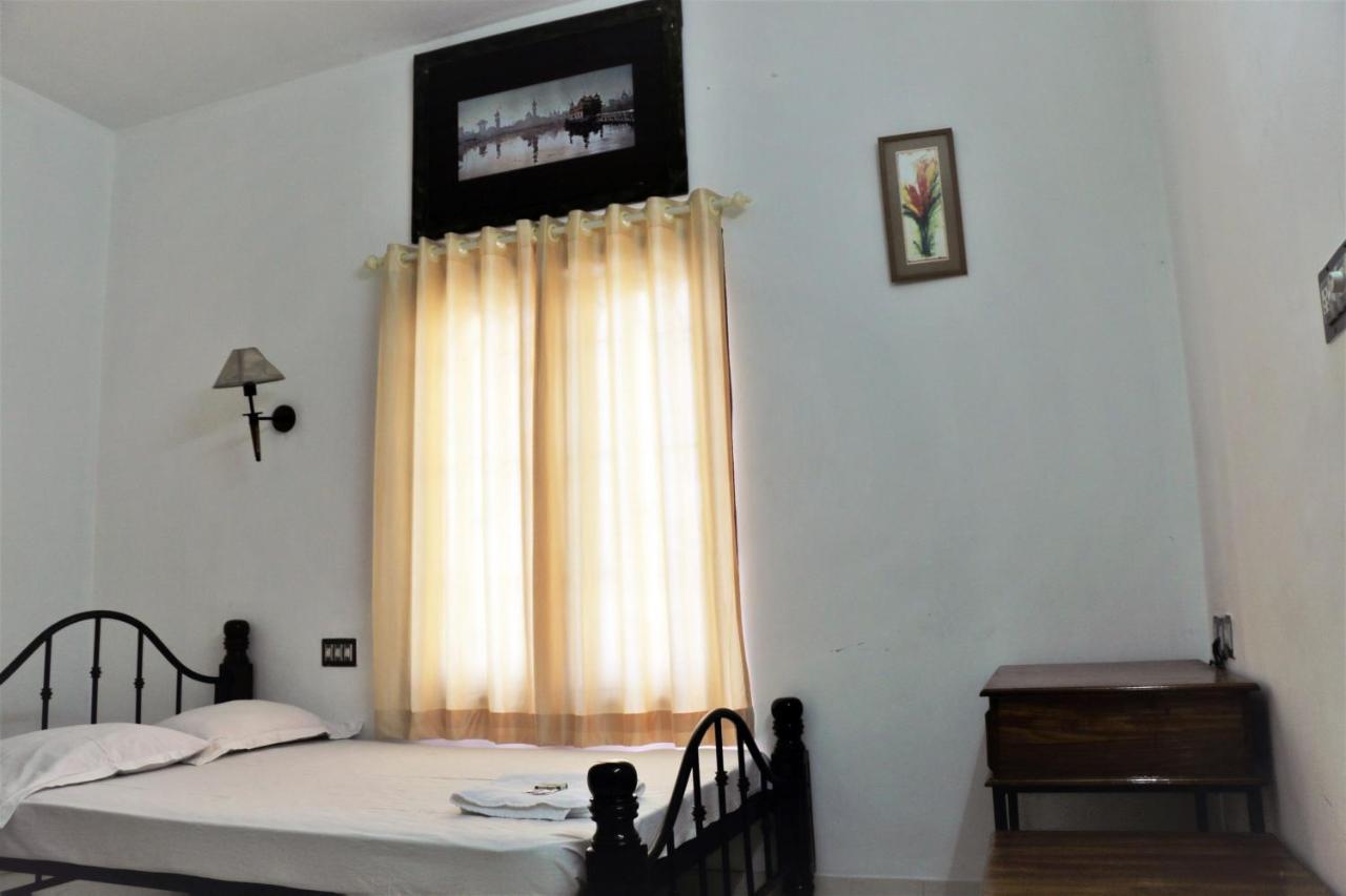 Hotel East Coast Thiruvananthapuram Esterno foto
