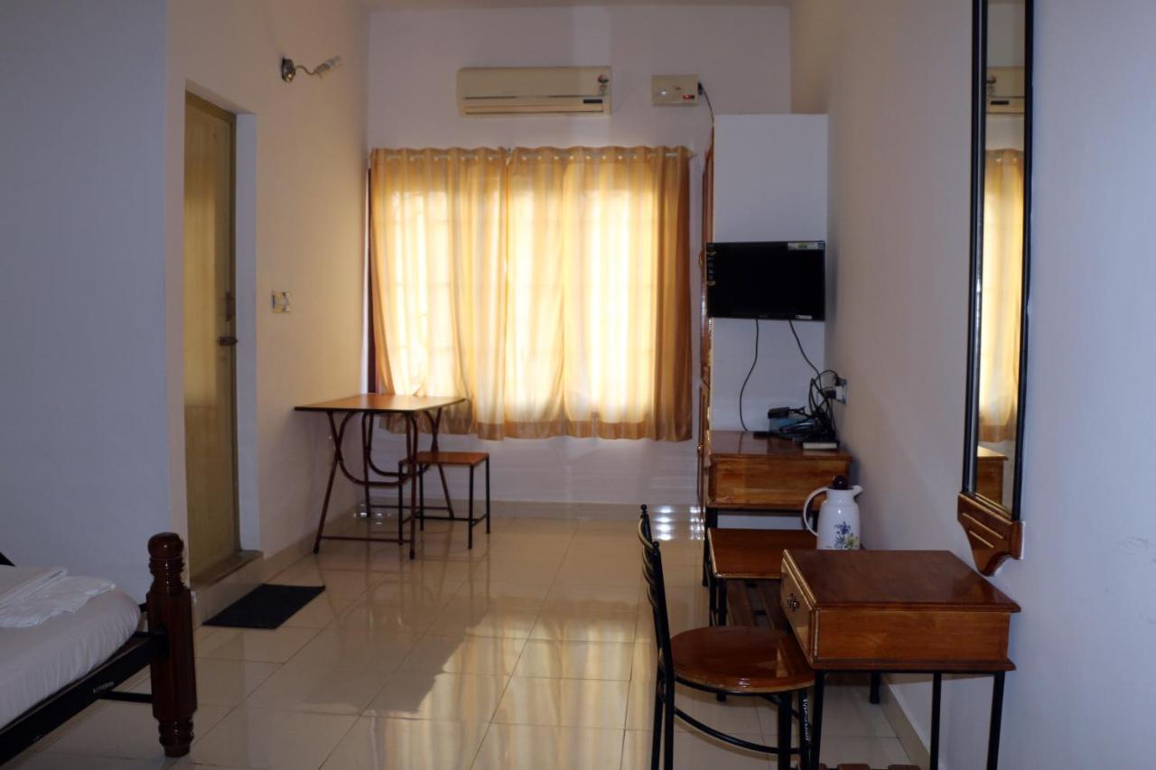 Hotel East Coast Thiruvananthapuram Esterno foto