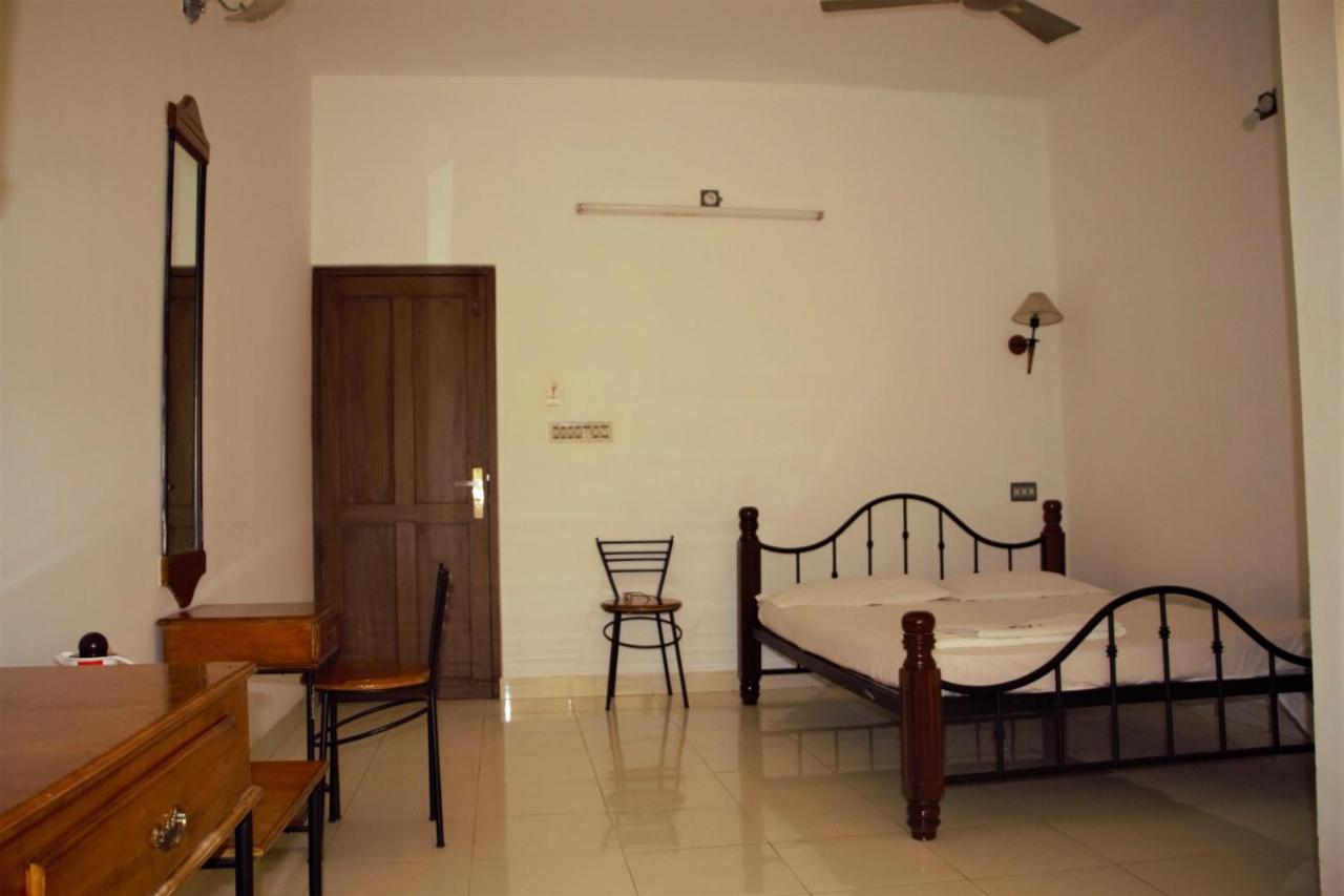 Hotel East Coast Thiruvananthapuram Esterno foto