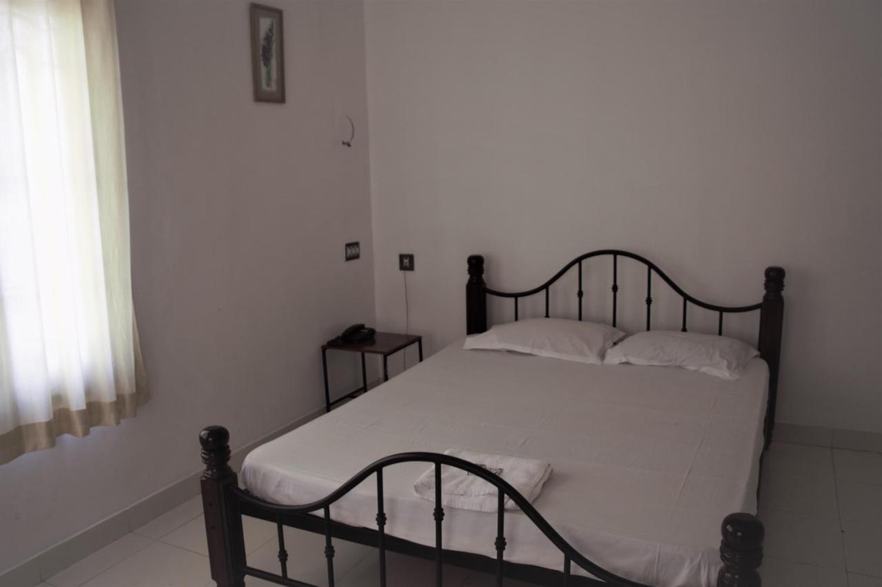 Hotel East Coast Thiruvananthapuram Esterno foto